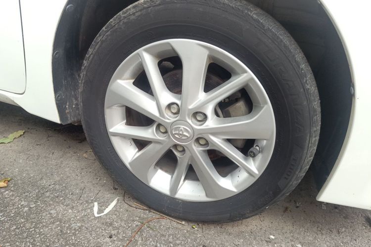 Toyota Corolla 2015 car image #6