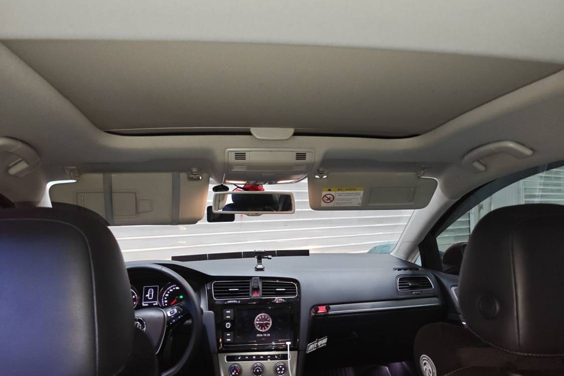 Volkswagen Golf 2015 car image #20