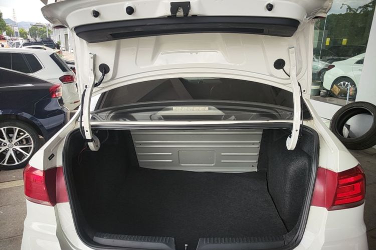 Volkswagen Santana 2018 #21 Volkswagen Santana 2018 car image #21