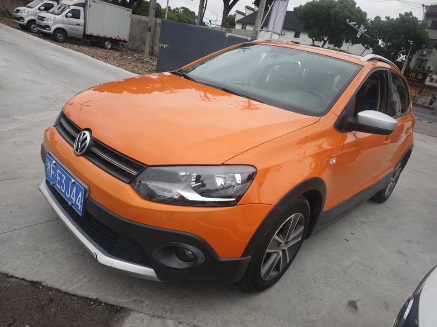 Volkswagen Polo 2012 Volkswagen Polo 2012 car image