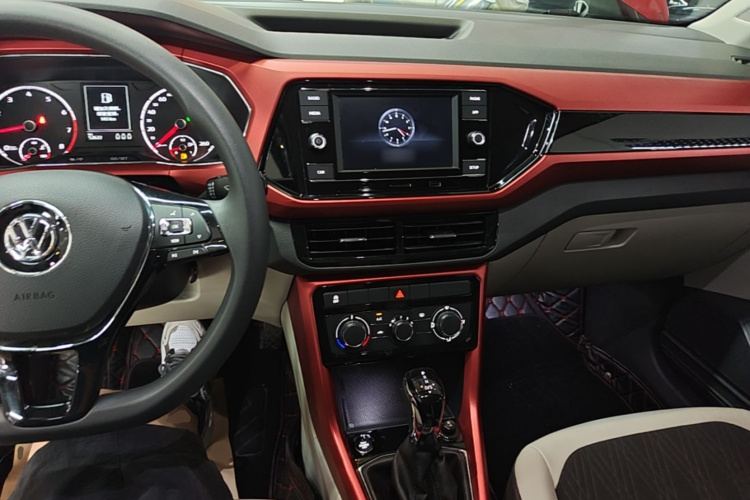 Volkswagen T-Cross 2020 #10 Volkswagen T-Cross 2020 immagine di auto #10