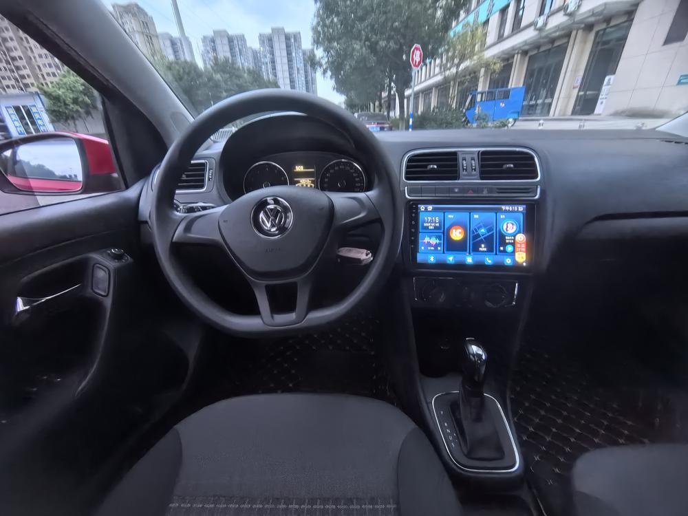 Volkswagen Polo 2015 immagine di auto #10