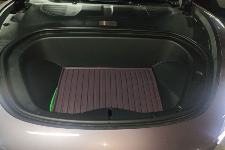 MI SU7 2025 immagine di auto #22