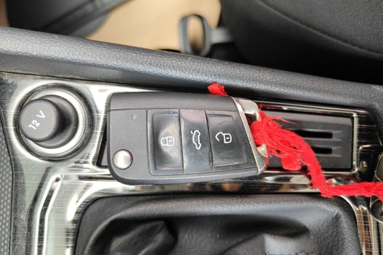 Volkswagen Lavida 2019 car image #9