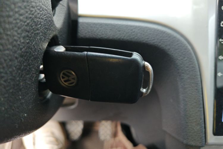 Volkswagen Lavida 2016 car image #11