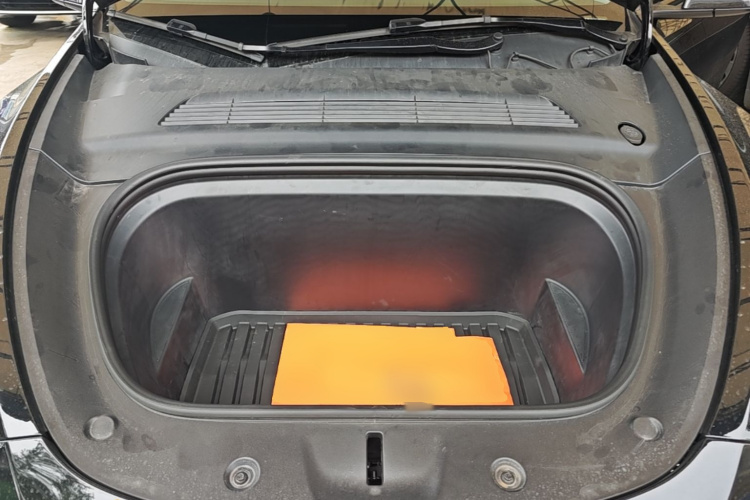 Tesla Model Y 2021 #20 Tesla Model Y 2021 car image #20