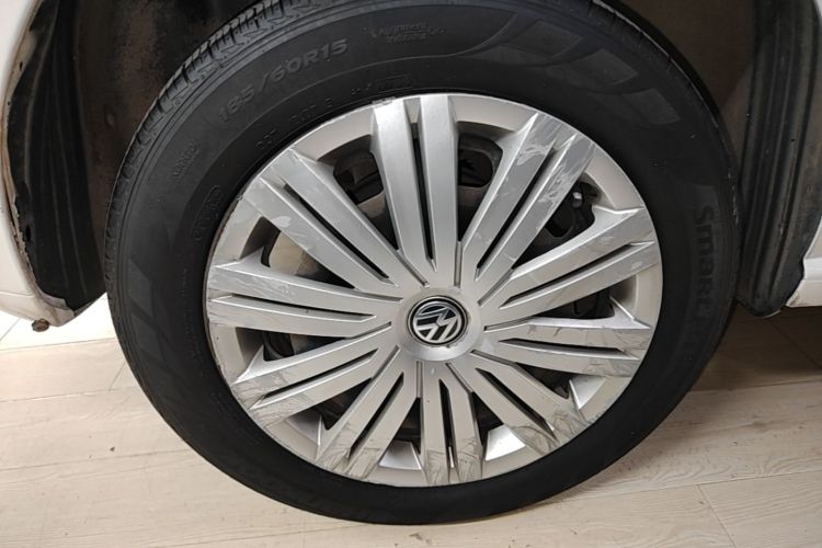 Volkswagen Polo 2016 car image #10