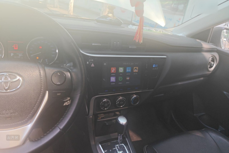 Toyota Corolla 2018 #11 Toyota Corolla 2018 car image #11