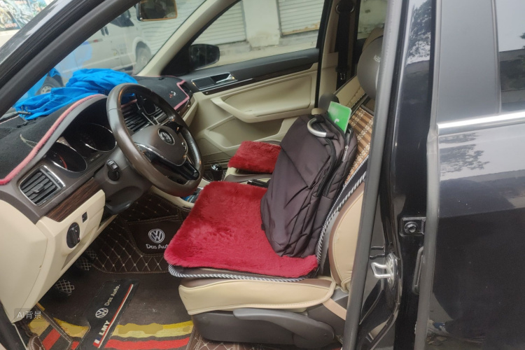 Volkswagen Lavida 2015 car image #17