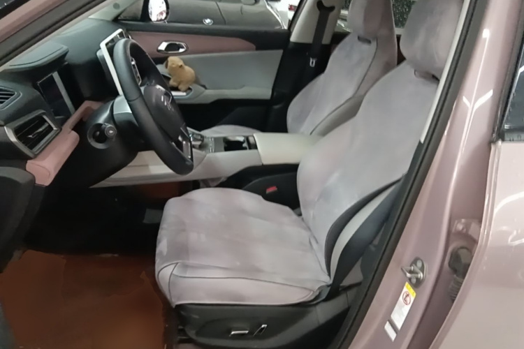 BYD YuanUP 2024 #15 BYD YuanUP 2024 car image #15