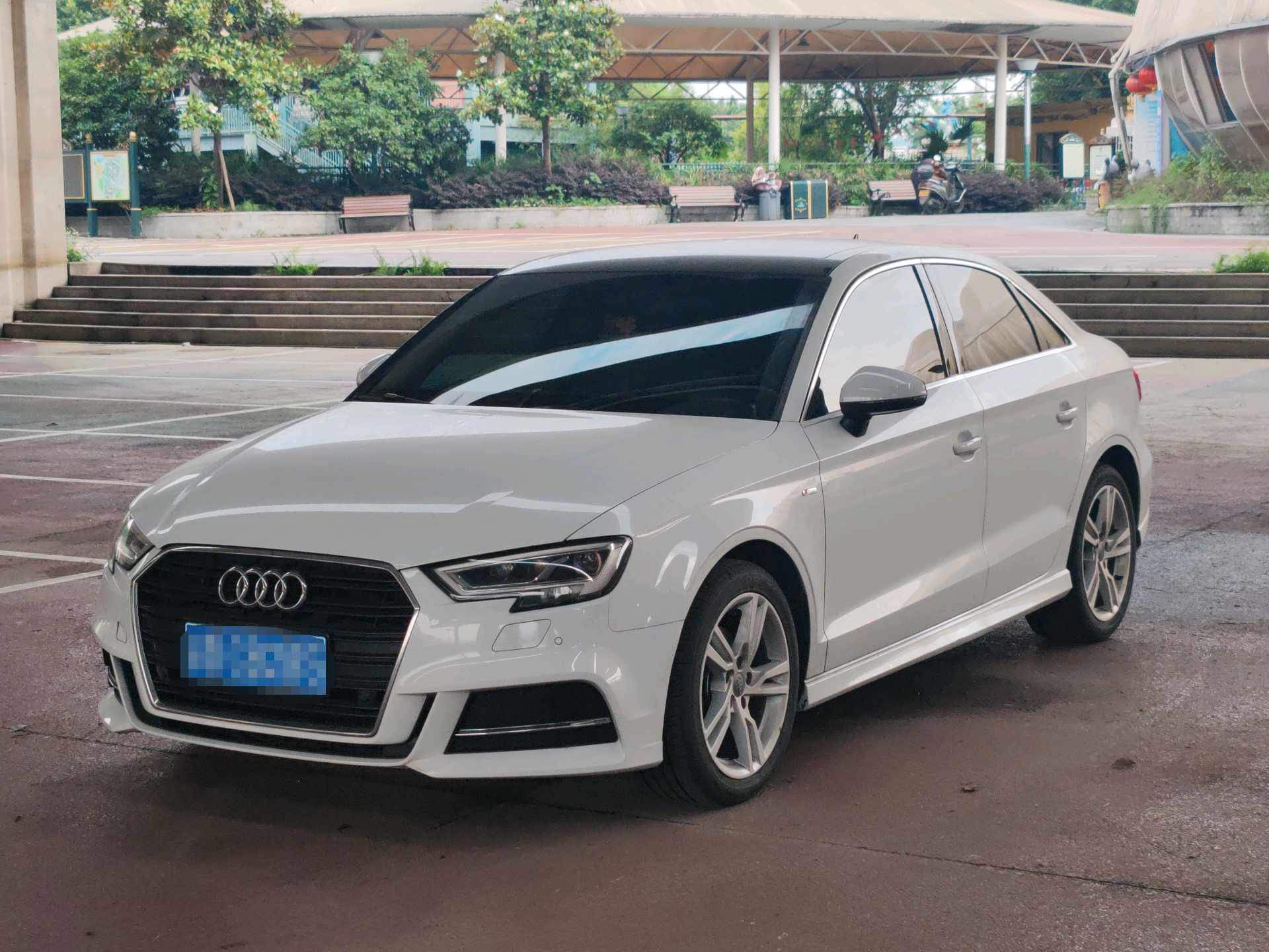 2019 2019 car image