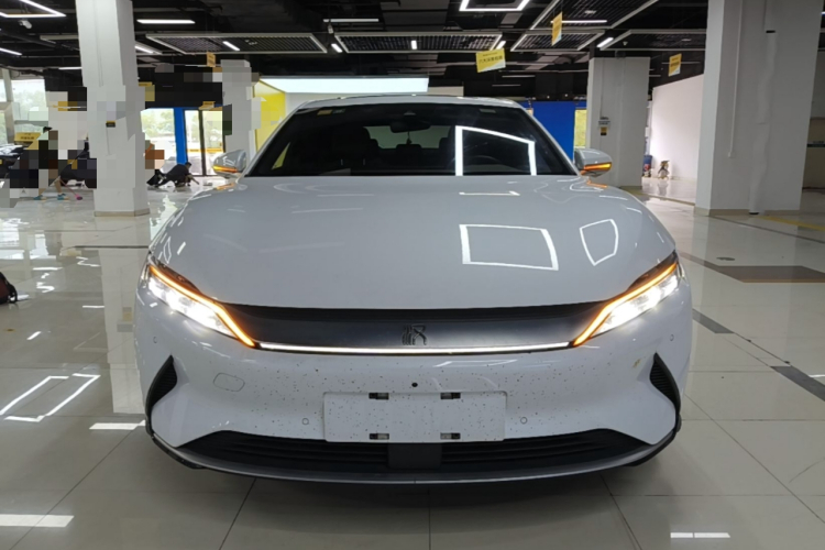 BYD Han 2023 #3 BYD Han 2023 صورة سيارة #3
