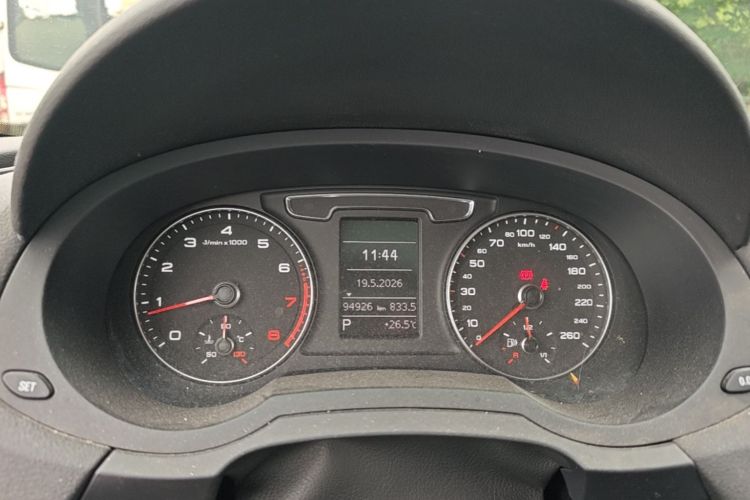 Audi Q3 2016 #13 Audi Q3 2016 car image #13