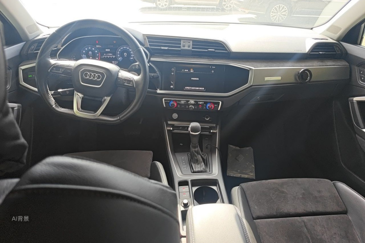 Audi Q3 2019 #11 Audi Q3 2019 car image #11