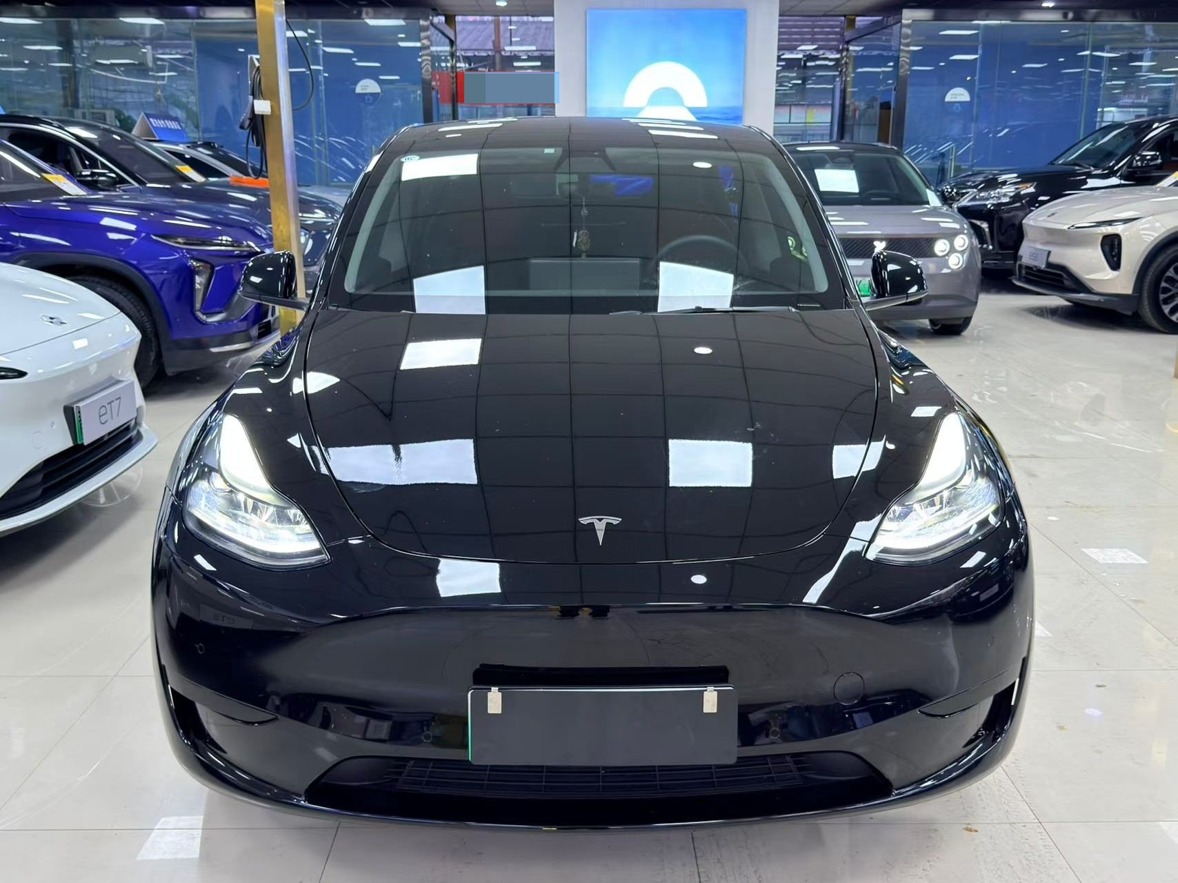 Tesla Model Y 2023 #2 Tesla Model Y 2023 صورة سيارة #2