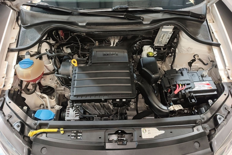 Volkswagen Polo 2016 #20 Volkswagen Polo 2016 car image #20