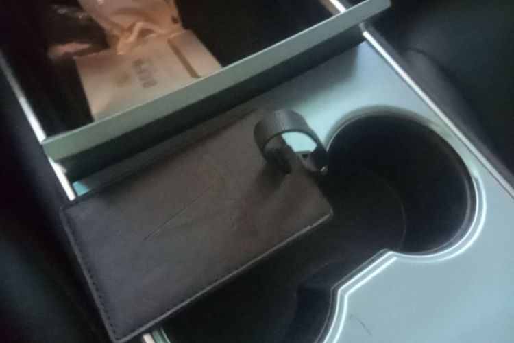 Tesla Model 3 2020 car image #14