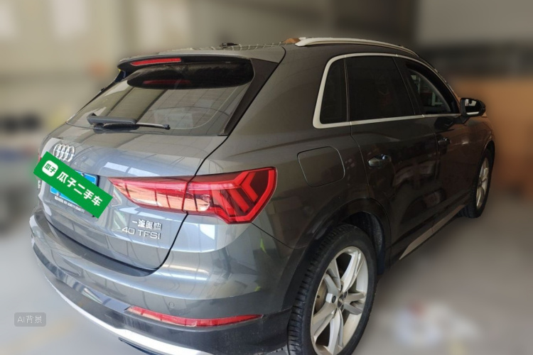 Audi Q3 2019 car image #7