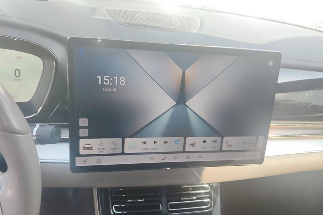 BYD Han 2024 #19 BYD Han 2024 изображение автомобиля #19