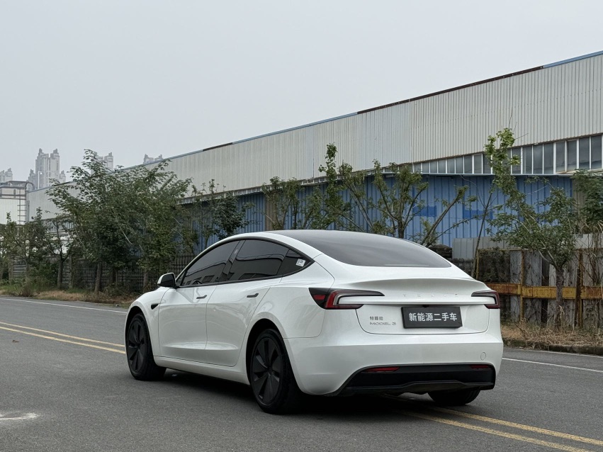 Tesla Model 3 2024 #7 Tesla Model 3 2024 immagine di auto #7