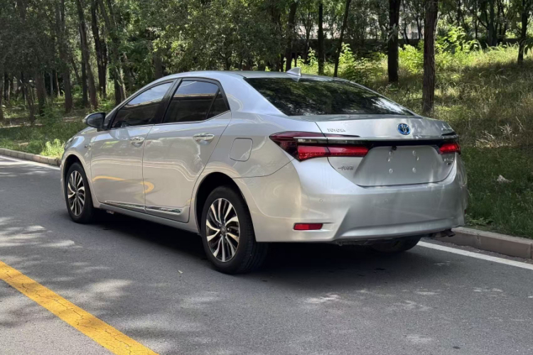Toyota Corolla 2019 #9 Toyota Corolla 2019 car image #9