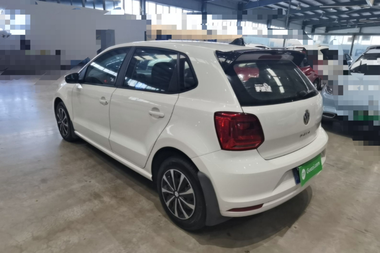 Volkswagen Polo 2015 #5 Volkswagen Polo 2015 car image #5