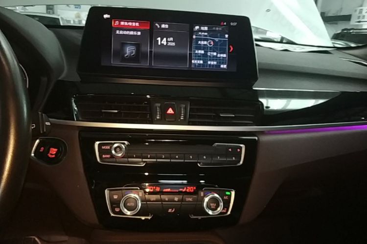 BMW X1 2020 car image #17