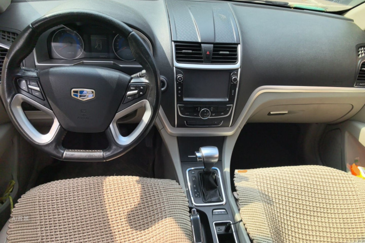 GEELY Emgrand 2015 #11 GEELY Emgrand 2015 car image #11