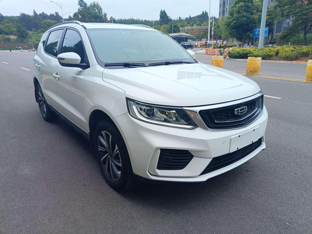 GEELY Vision X6 2020 car image #3