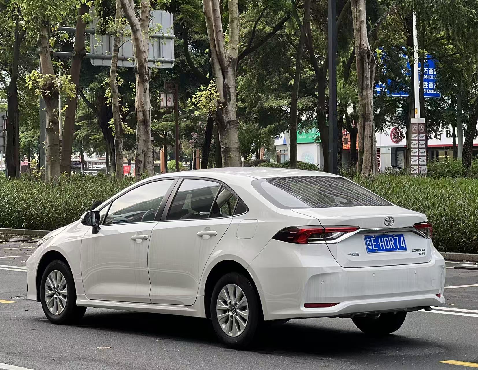 Toyota Corolla 2023 #8 Toyota Corolla 2023 صورة سيارة #8
