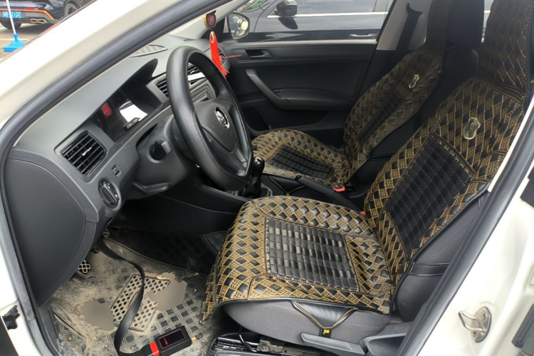 Volkswagen Santana 2019 car image #15