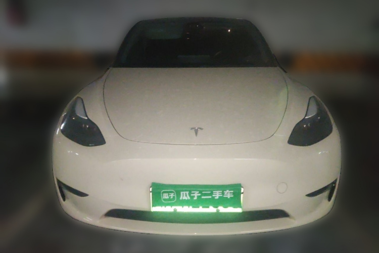 Tesla Model Y 2022 car image #3