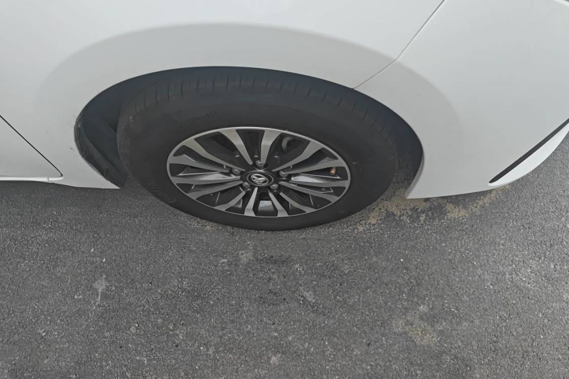 Toyota Corolla 2017 #9 Toyota Corolla 2017 car image #9