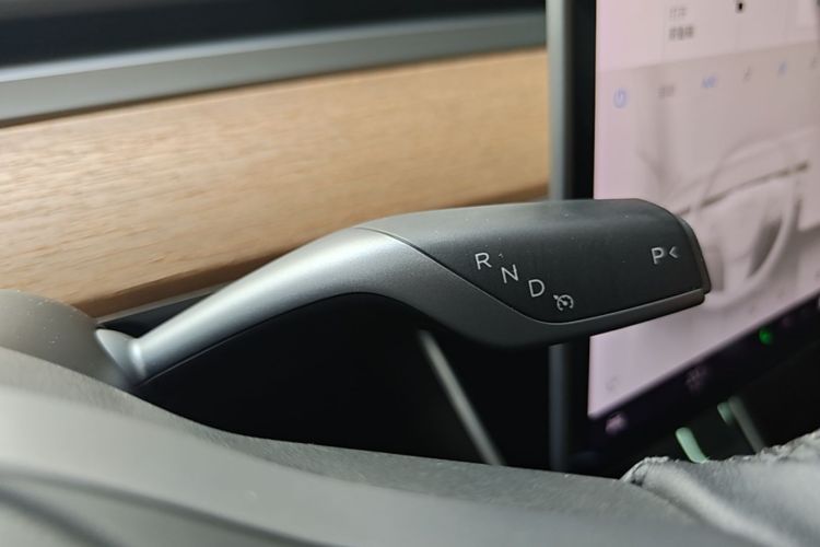Tesla Model 3 2020 #14 Tesla Model 3 2020 car image #14
