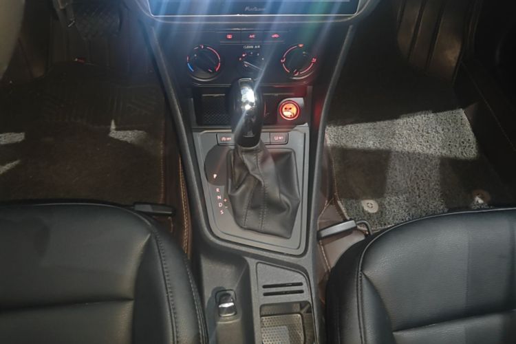 Volkswagen Lavida 2020 car image #14