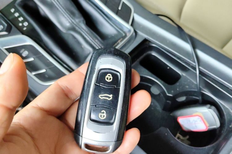 GEELY Emgrand 2018 #9 GEELY Emgrand 2018 car image #9