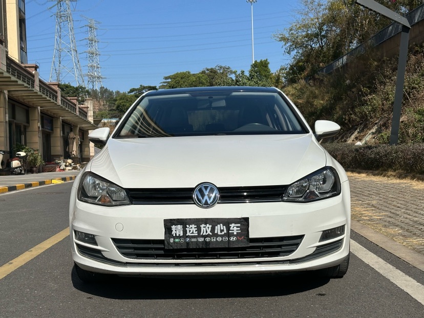 Volkswagen Golf 2016 car image #2