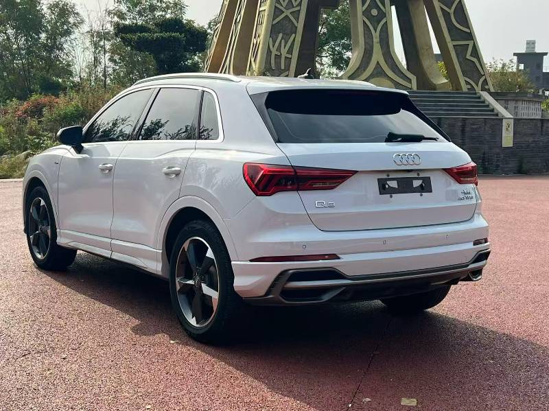 Audi Q3 2019 #4 Audi Q3 2019 car image #4