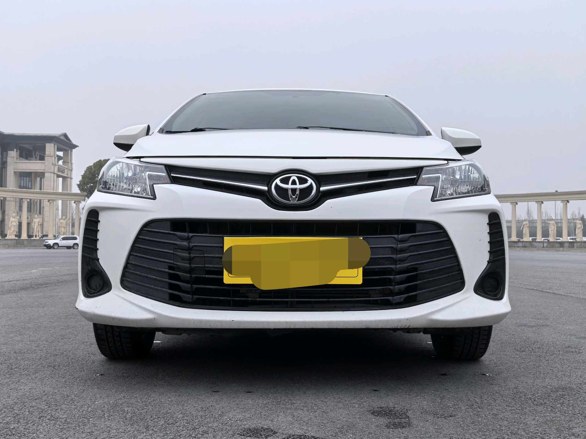 Toyota Vios 2022 imagen de coche #3