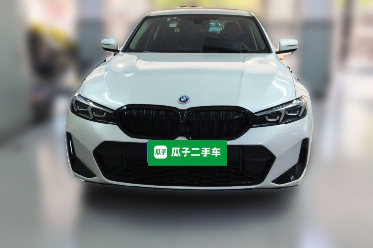 BMW 3 Series 2023 #3 BMW 3 Series 2023 car image #3
