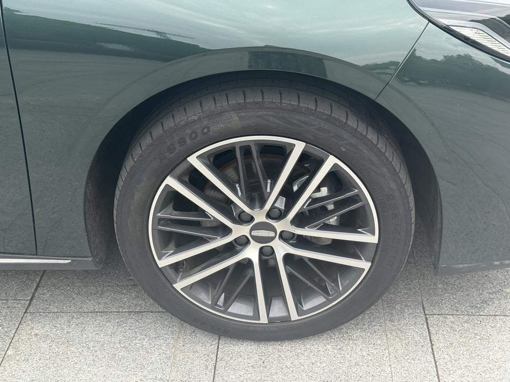 GEELY Emgrand 2025 #8 GEELY Emgrand 2025 car image #8