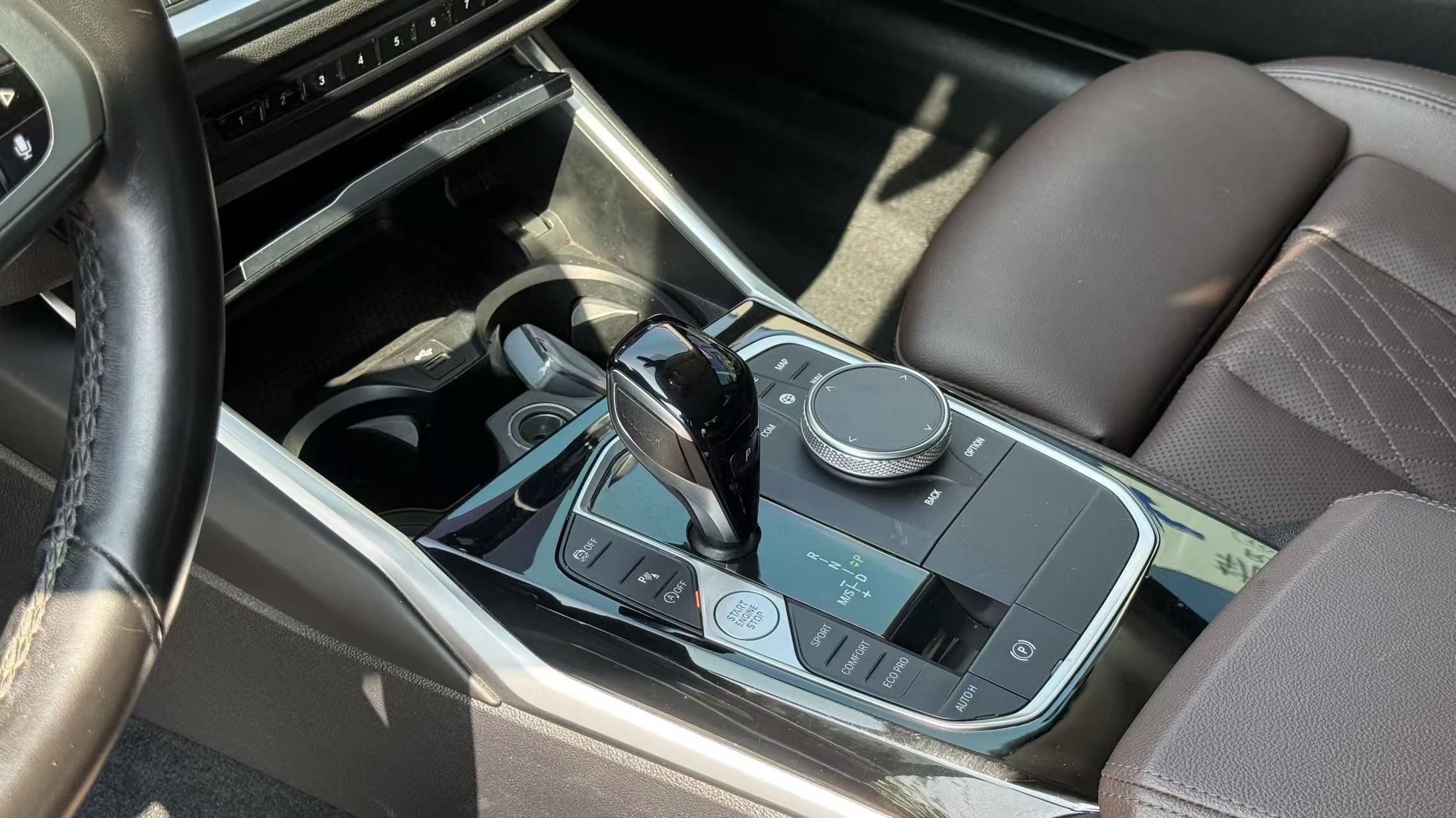 BMW 3 Series 2022 car image #8