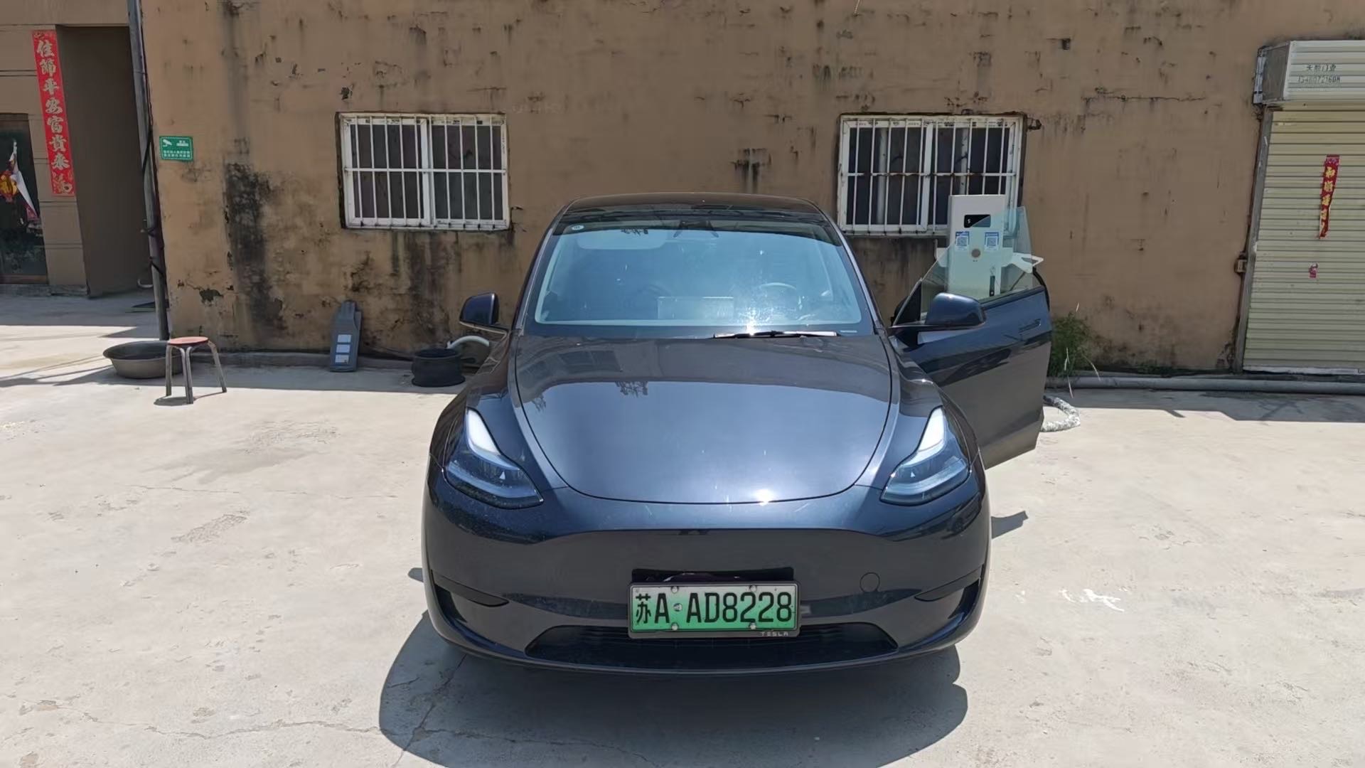 Tesla Model Y 2024 car image #3