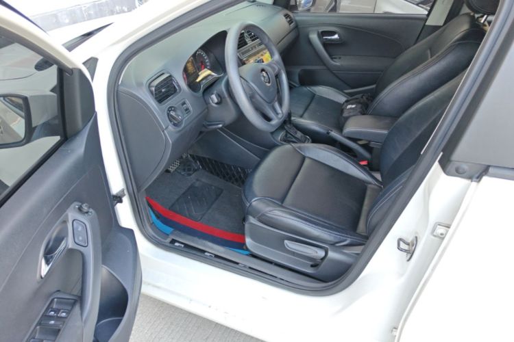 Volkswagen Polo 2019 #16 Volkswagen Polo 2019 car image #16
