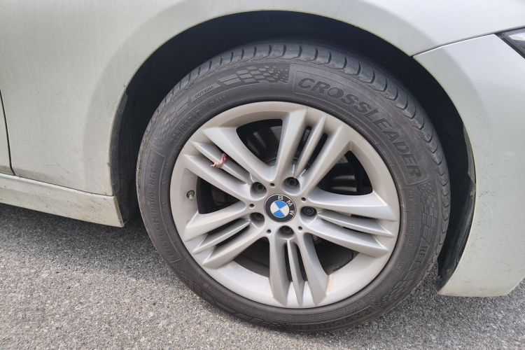 BMW 3 Series 2017 #9 BMW 3 Series 2017 car image #9