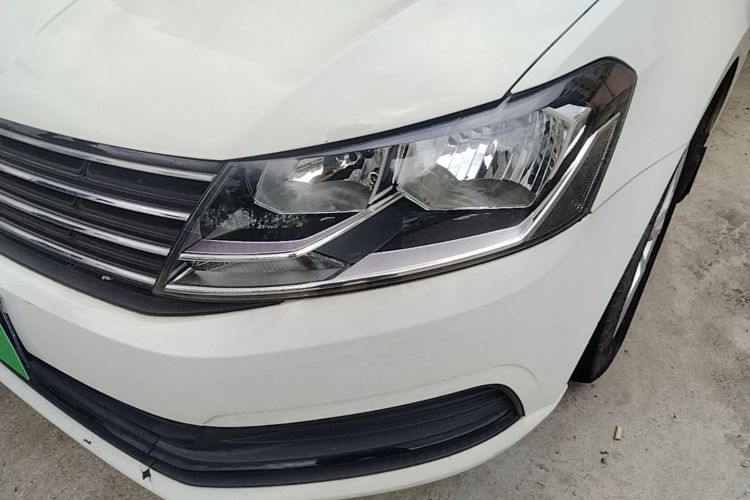 Volkswagen Lavida 2017 car image #23