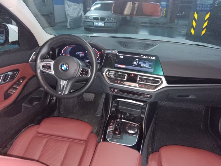 BMW 3 Series 2022 #4 BMW 3 Series 2022 car image #4