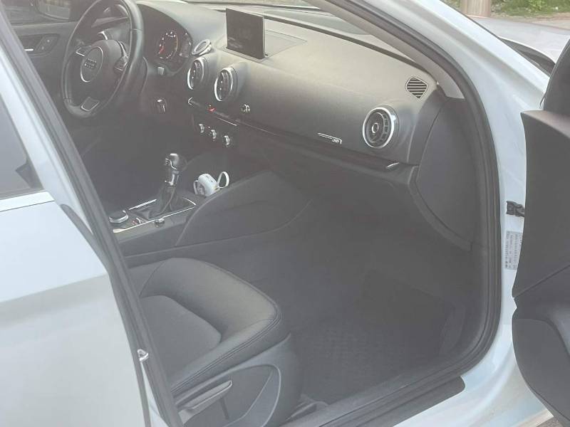 Audi A3 2017 immagine di auto #5