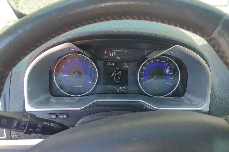 GEELY Emgrand 2015 #13 GEELY Emgrand 2015 car image #13