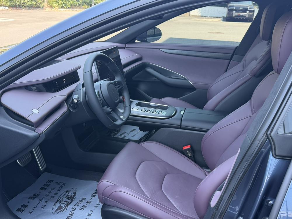MI SU7 2024 car image #18